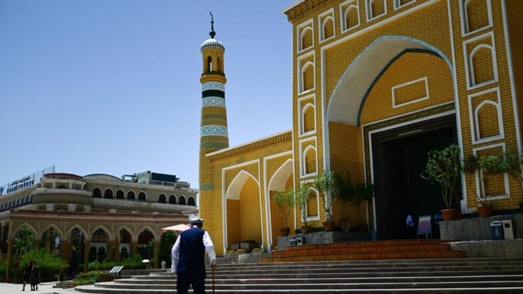 China Expands Crackdown On Mosques Outside Xinjiang, Human Rights Watch Says