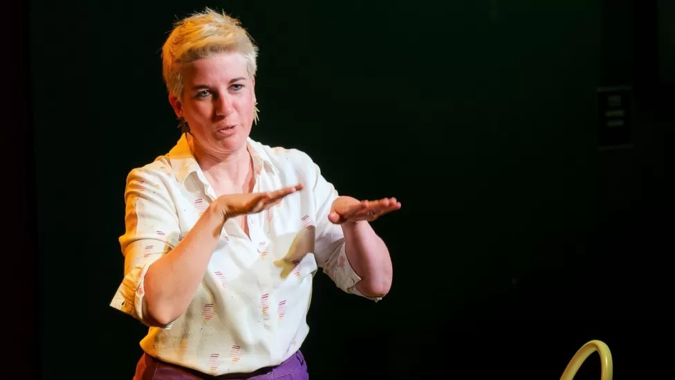 Edinburgh Academic Becomes Uk's First Deaf Professor In Deaf Studies